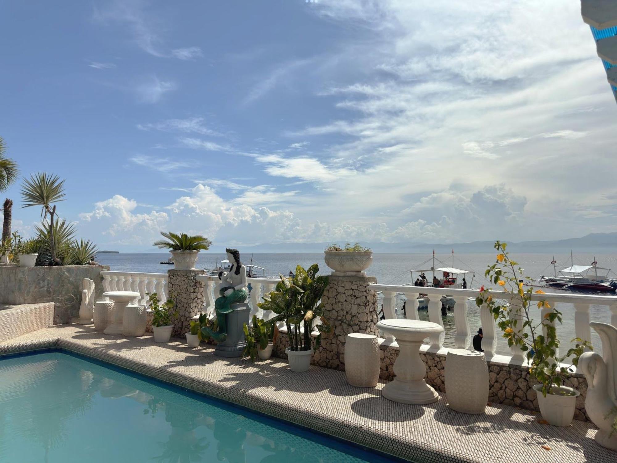 Sunset Beach Resort Moalboal Esterno foto