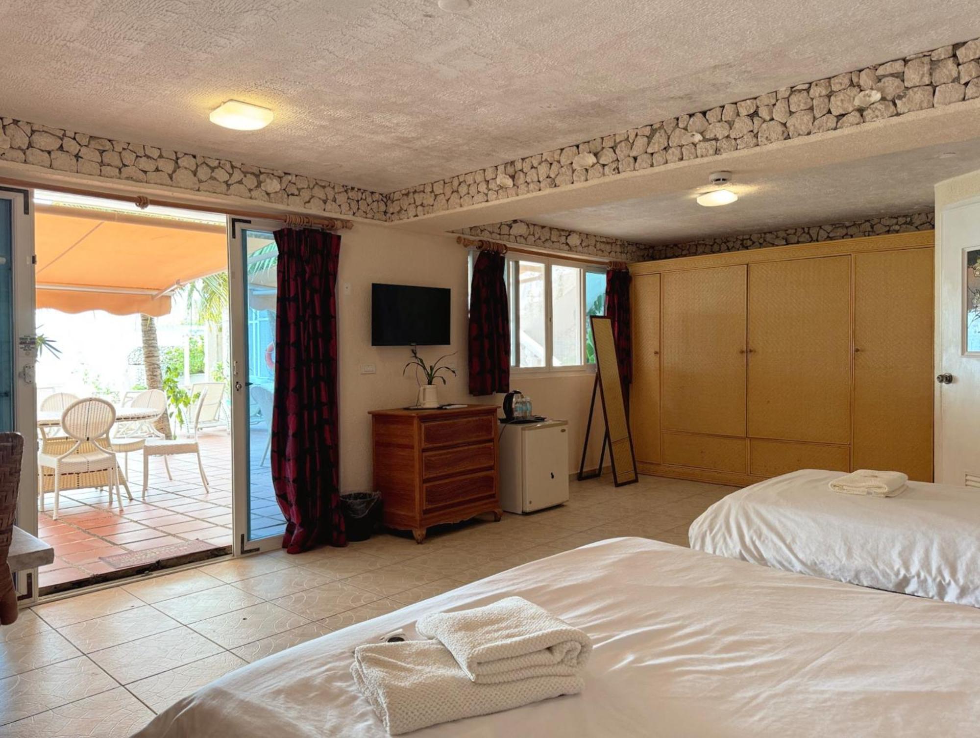 Sunset Beach Resort Moalboal Esterno foto