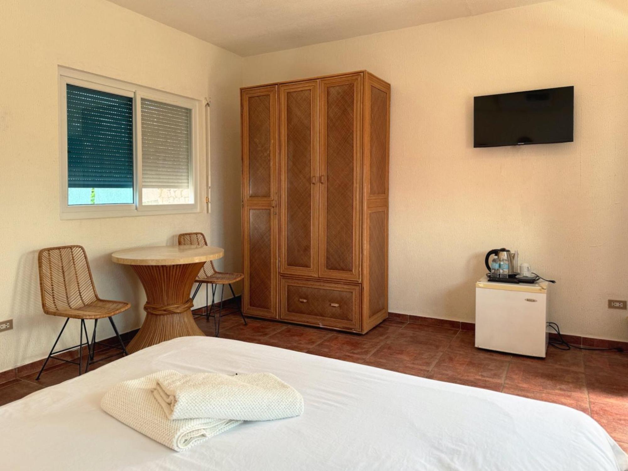 Sunset Beach Resort Moalboal Esterno foto