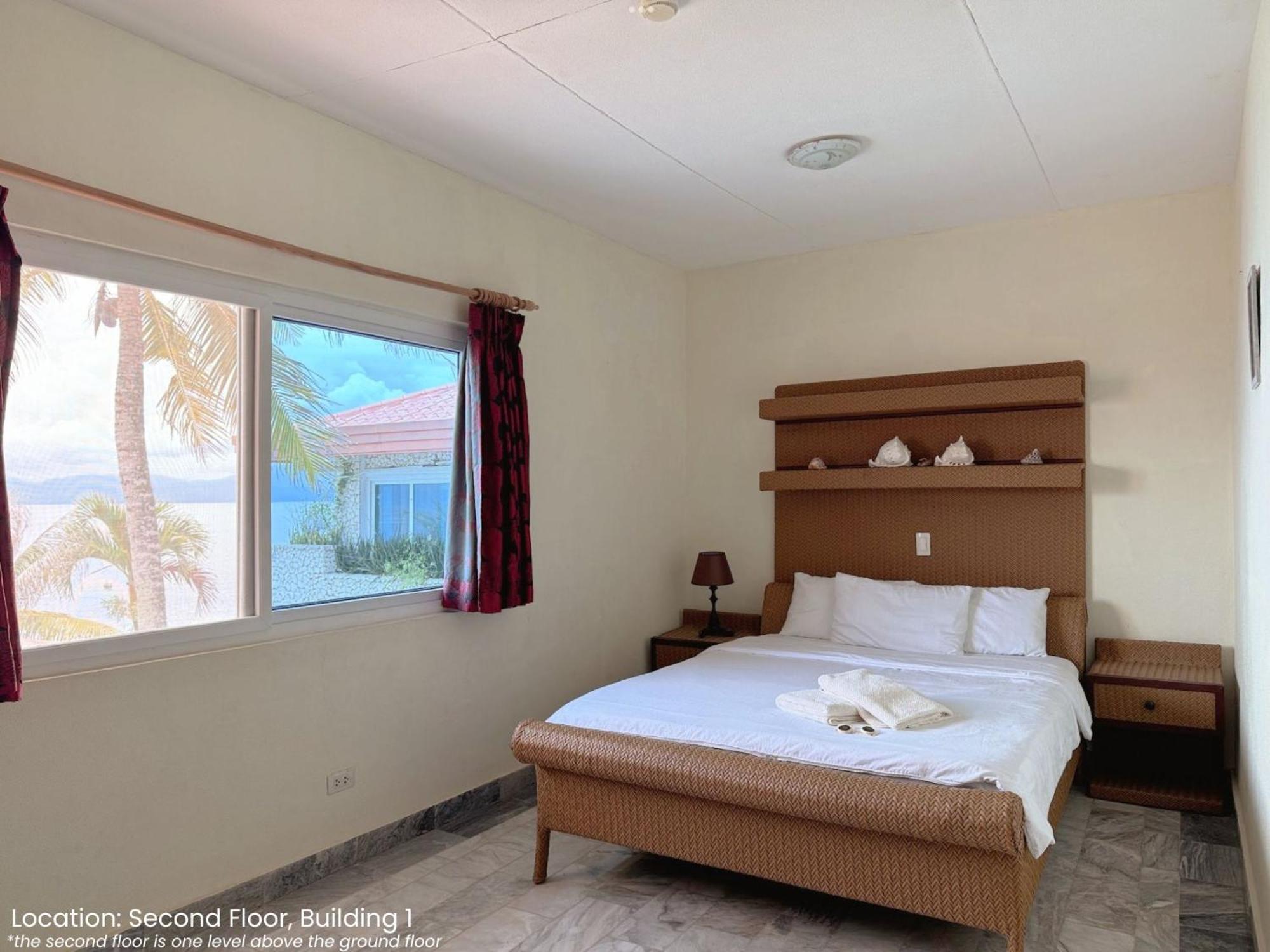 Sunset Beach Resort Moalboal Esterno foto